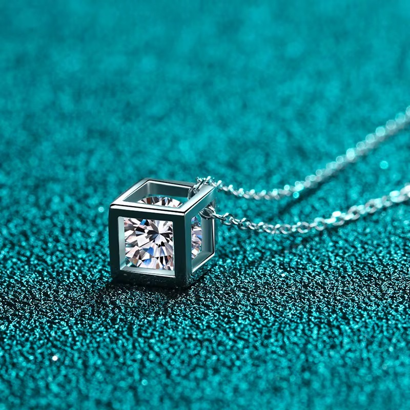 Cage Set Moissanite Necklace