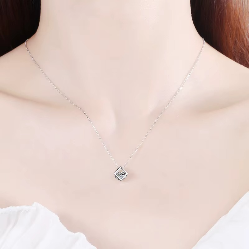 Cage Set Moissanite Necklace